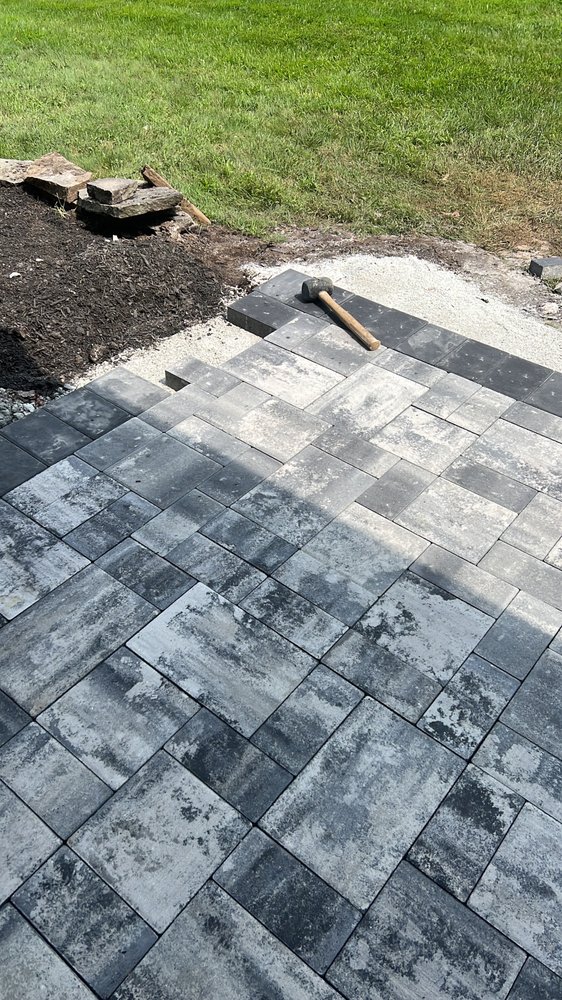 MODERN LANDSCAPING CONSTRUCTION Updated September 2024 Request a