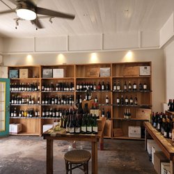 Haleiwa Bottle Shop - Great selections