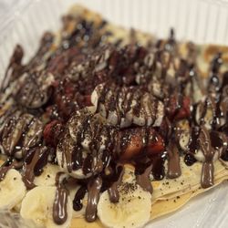 Cream & Crepes Cafe - Strawberry Banana Nutella Crepe