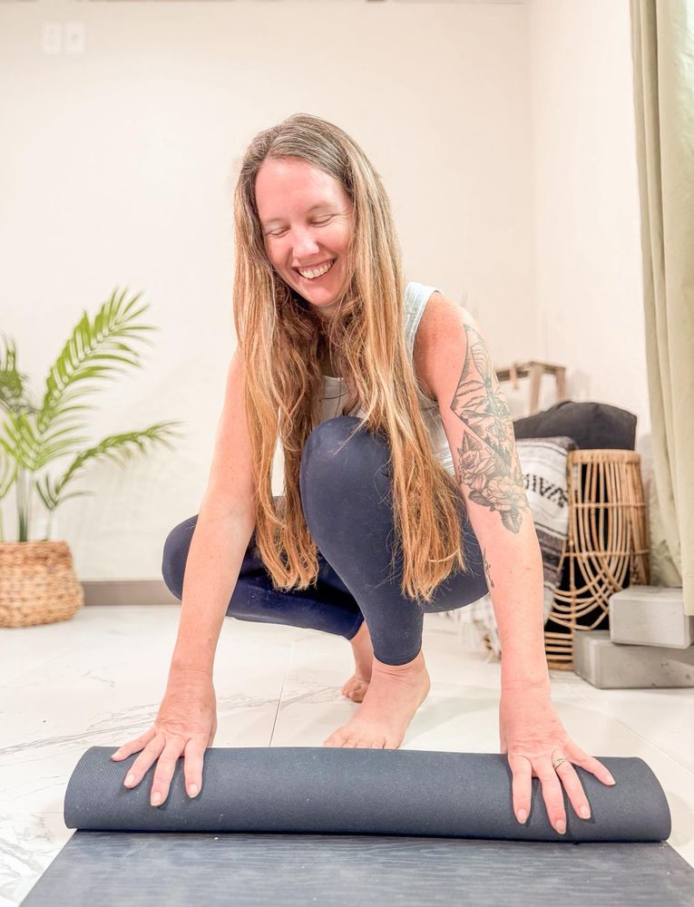 Lake Whitney Yoga Logo