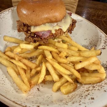 Hams Hame Pub & Grill - American Near Me - St Andrews, FIF
