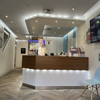 St George Dental - Check in desk - General Dentistry Near Me - Toronto, Ontario St George Dental - Check in desk - General Dentistry Near Me - Toronto, Ontario