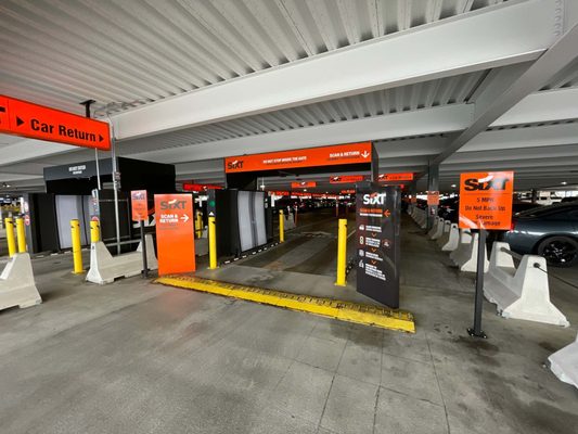 SIXT RENT A CAR - Updated February 2026 - 43 Photos & 71 Reviews - 7240