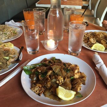Joya - Thai Near Me - Brooklyn, New York