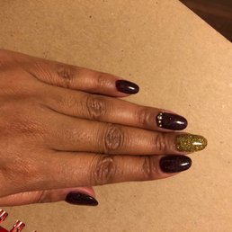 Powder gel which comes in a variety of colors to choose from.