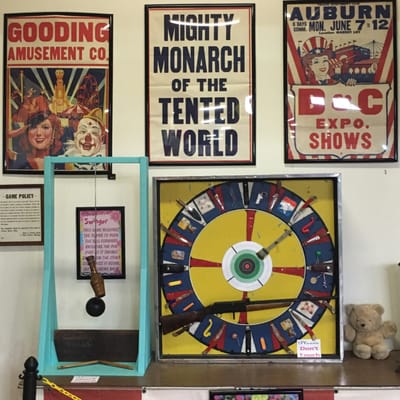 Showmen's Museum by null