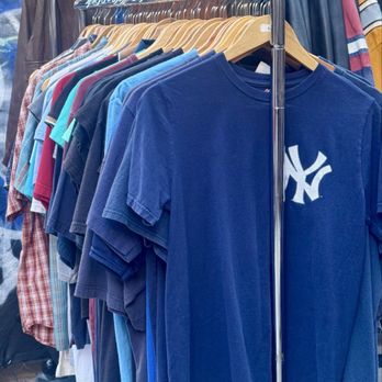 Ludlow Flea Market - Tshirts and more - Flea Markets Near Me - New York, New York