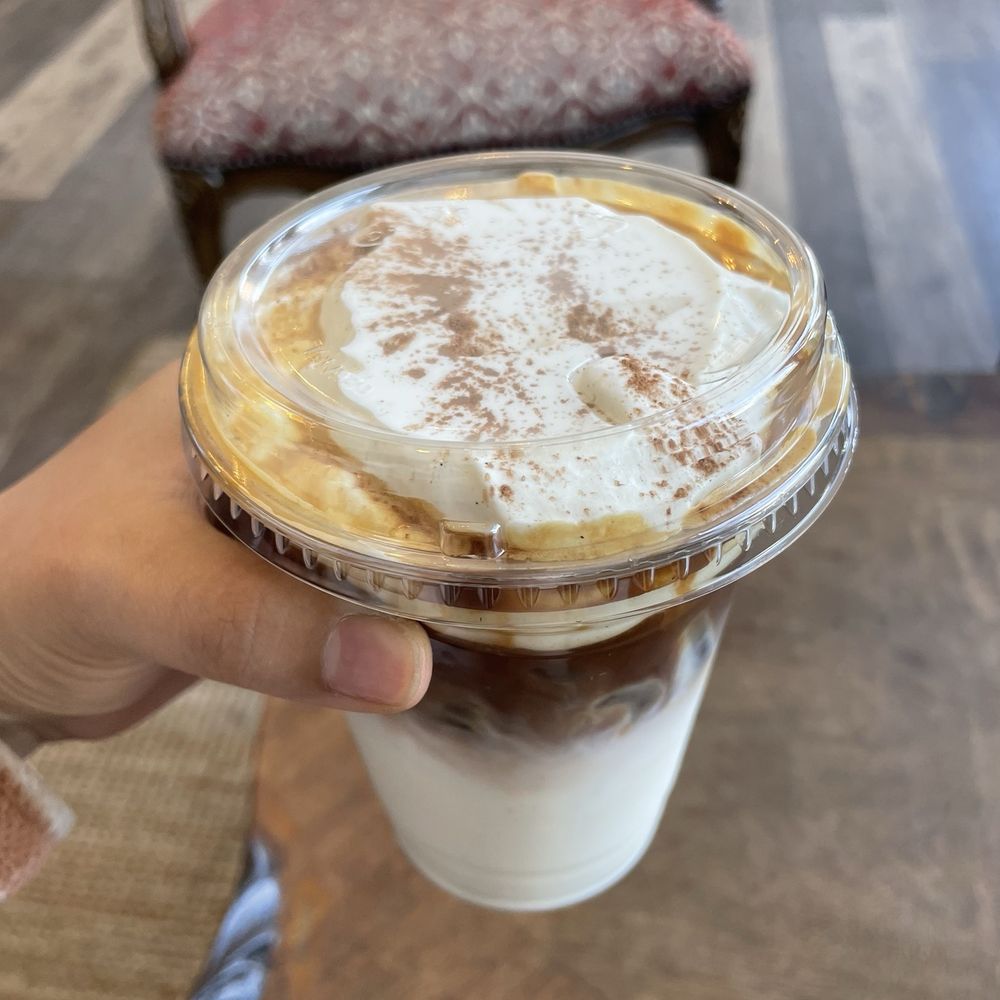 Vagabond Coffee - Einspanner coffee - Coffee & Tea Near Me - Centralia, Washington Vagabond Coffee - Einspanner coffee - Coffee & Tea Near Me - Centralia, Washington