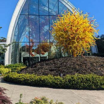 Chihuly Garden and Glass - Art Museums Near Me - Seattle, Washington Chihuly Garden and Glass - Art Museums Near Me - Seattle, Washington