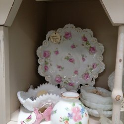 Eclectic curio