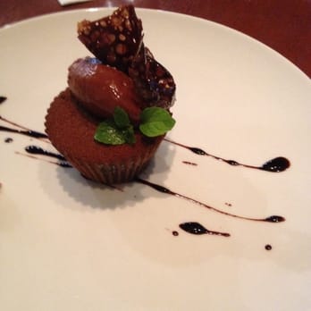 MW Restaurant - Peanut butter cup - New American Near Me - Honolulu, Hawaii