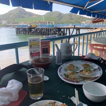 富記海鮮酒家 - The aftermath on our table. Shrimp, scallops, squid, eggplant. - Seafood Near Me - Hong Kong, HK