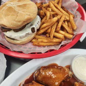 Sweet Spot Cafe - Mushroom cheeseburger and fries - Cafes Near Me - Saint Ann, Missouri Sweet Spot Cafe - Mushroom cheeseburger and fries - Cafes Near Me - Saint Ann, Missouri