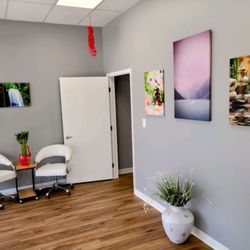Oasis Massage - Hallway