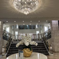 Pritikin - Entrance to spa and pritikin center