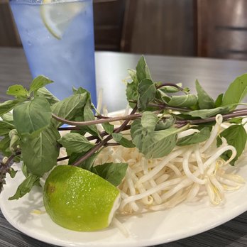 Pho Hut - Veggies for PHO, missing jalapeños. - Vietnamese Near Me - Glendale, California Pho Hut - Veggies for PHO, missing jalapeños. - Vietnamese Near Me - Glendale, California