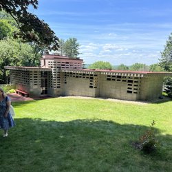 Kalil House - This is a view from the rear of the home