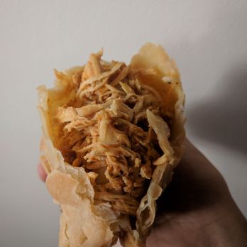 Pikalox - Chicken empanada - Empanadas Near Me - Boston, Massachusetts Pikalox - Chicken empanada - Empanadas Near Me - Boston, Massachusetts