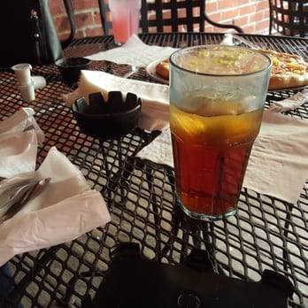 Pizza Joint - Did you notice is that there are no plates - Pizza Near Me - Augusta, Georgia