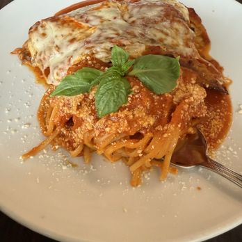 La Piazza Restaurant - Eggplant Parmesan - Italian Near Me - Wallingford, Connecticut