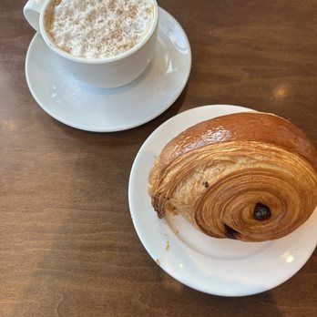 Cafe Villaggio - Cappuccino & chocolate croissant - Coffee & Tea Near Me - Vancouver, British Columbia