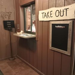 Dustin's Bar-B-Q - Take away orderings countertop.