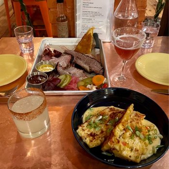 Terlingua - BBQ tray + Mac n cheese - Barbeque Near Me - Portland, Maine Terlingua - BBQ tray + Mac n cheese - Barbeque Near Me - Portland, Maine