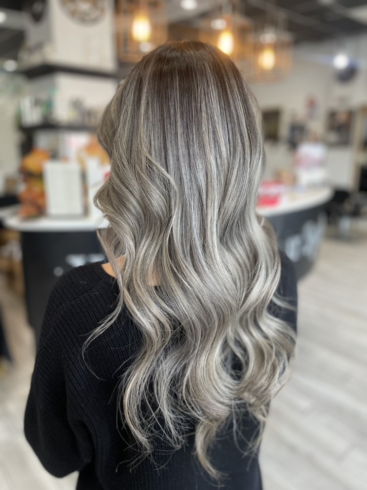 Xcellent Hair Square