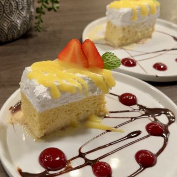 Mas Fuego - Lemon Tres Leches - Mexican Near Me - Sacramento, California Mas Fuego - Lemon Tres Leches - Mexican Near Me - Sacramento, California
