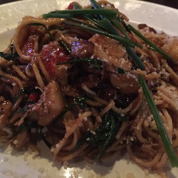 Yard House - And here is the same Lobster Garlic Noodles entree which was a re-cook. It was better the second time. - Bars Near Me - Glendale, Arizona Yard House - And here is the same Lobster Garlic Noodles entree which was a re-cook. It was better the second time. - Bars Near Me - Glendale, Arizona