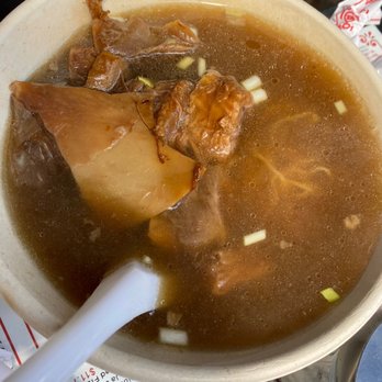 Maxi’s Noodle - Beef noodle soup - Cantonese Near Me - Flushing, New York Maxi’s Noodle - Beef noodle soup - Cantonese Near Me - Flushing, New York