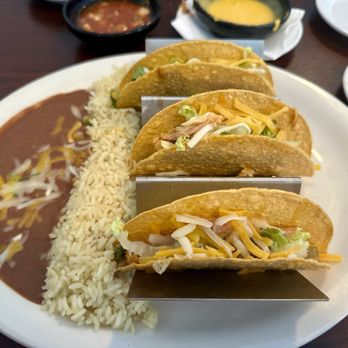 Sazon Latina - Tacos El Paso - Latin American Near Me - Gainesville, Virginia Sazon Latina - Tacos El Paso - Latin American Near Me - Gainesville, Virginia