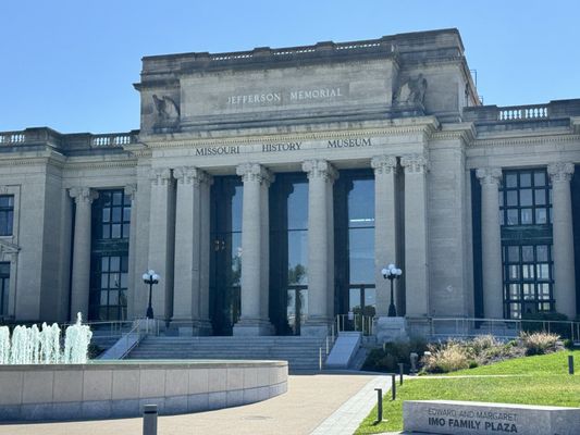 Missouri History Museum by null