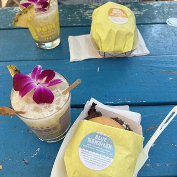 Pool Burger - Tiki Bars Near Me - Austin, Texas