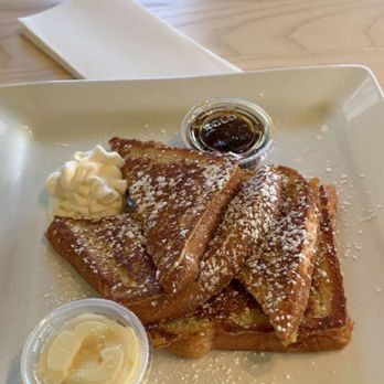 Sunrise Social - traditional french toast - Breakfast & Brunch Near Me - Uniontown, Ohio
