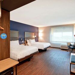 Tru by Hilton Denver - Guest room