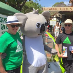 Granny Smith Festival - So many groups here!