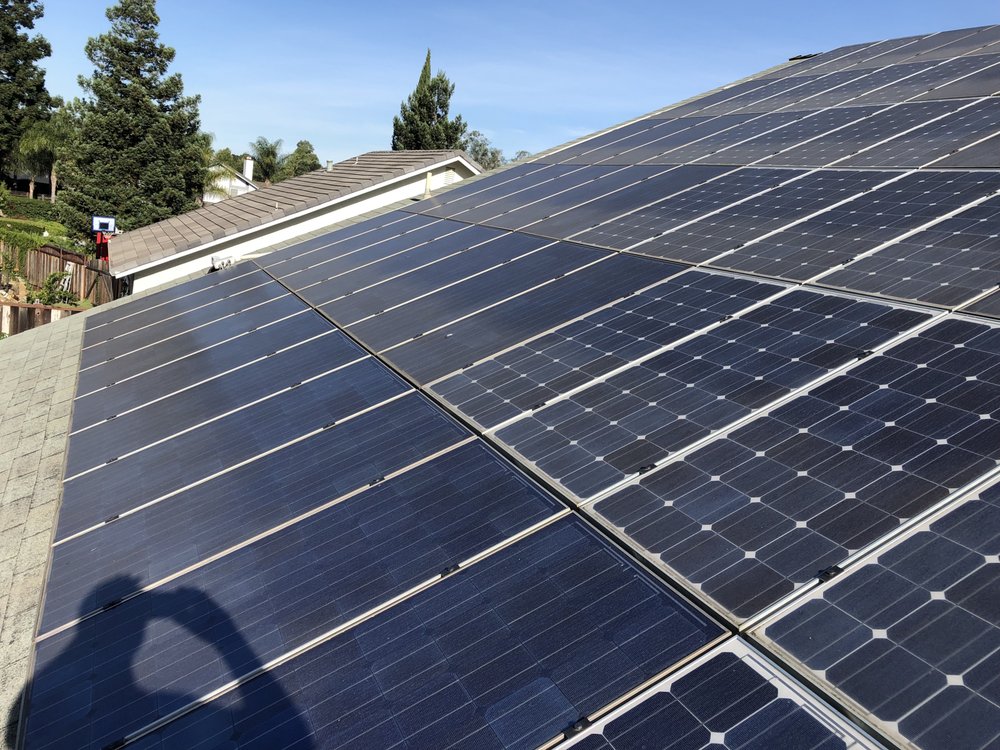 Slide of Shadowfax Roofing & Solar