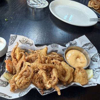 Row 34 - Seaport - Fried Calamari - New American Near Me - Boston, Massachusetts Row 34 - Seaport - Fried Calamari - New American Near Me - Boston, Massachusetts