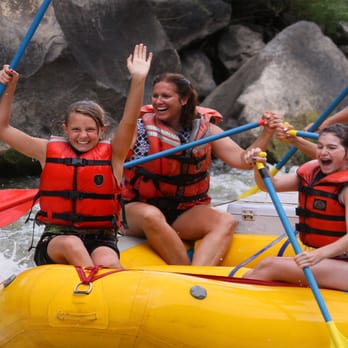 Far Flung Adventures - Rafting/Kayaking Near Me - El Prado, New Mexico Far Flung Adventures - Rafting/Kayaking Near Me - El Prado, New Mexico