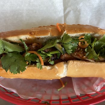 TD Seafood & Phở House - Lemongrass Chicken Po Boy - Vietnamese Near Me - Harvey, Louisiana TD Seafood & Phở House - Lemongrass Chicken Po Boy - Vietnamese Near Me - Harvey, Louisiana