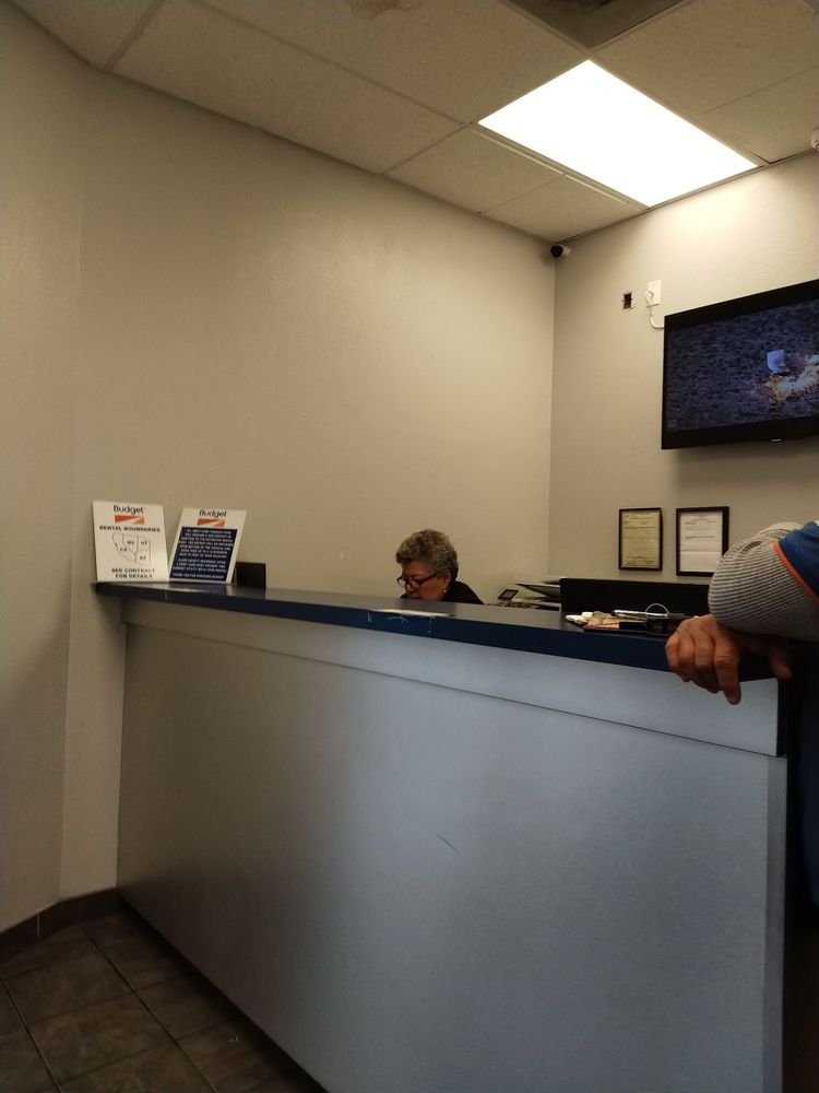 BUDGET TRUCK RENTAL Updated August 2024 11 Photos & 69 Reviews