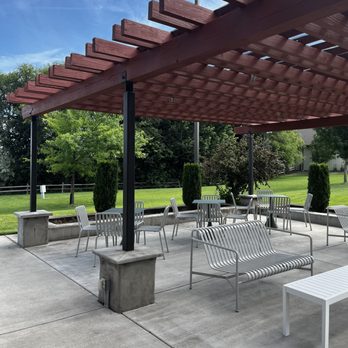 Tirriddis Sparkling Wines - Enjoy Washington Sparkling Wine on the patio. - Wine Tasting Room Near Me - Prosser, Washington Tirriddis Sparkling Wines - Enjoy Washington Sparkling Wine on the patio. - Wine Tasting Room Near Me - Prosser, Washington