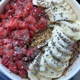 Strawberry Chia Bowl Strawberry Chia Bowl
