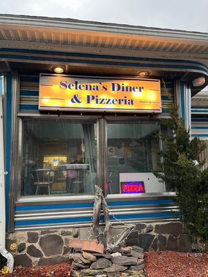 Selena's by null