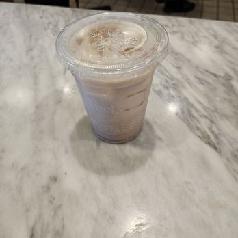 Peet's Coffee - Chai Latte - Coffee & Tea Near Me - Porter Ranch, California Peet's Coffee - Chai Latte - Coffee & Tea Near Me - Porter Ranch, California