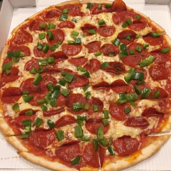 Louie's Pizza - 15" with pepperoni and green pepper! - Pizza Near Me - Newark, Ohio