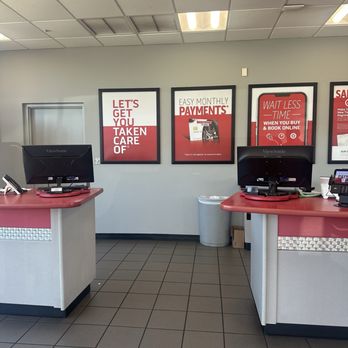 Discount Tire - Front desk - Tires Near Me - Daytona Beach, Florida