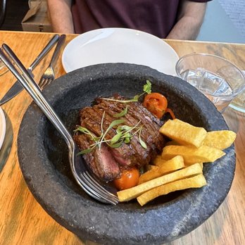 Angelita - Beef tenderloin - Spanish Near Me - Madrid, M