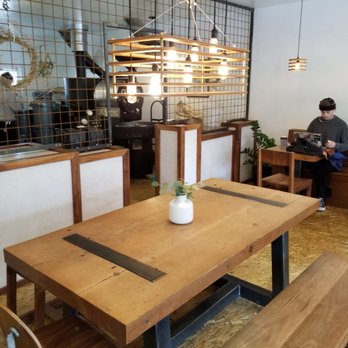 Case Coffee Roasters - Coffee Roasteries Near Me - Ashland, Oregon Case Coffee Roasters - Coffee Roasteries Near Me - Ashland, Oregon